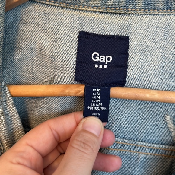 Distressed Gap Denim Jacket - Picture 2 of 3